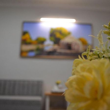 Hostel Danexan Apa นูกุส ภายนอก รูปภาพ